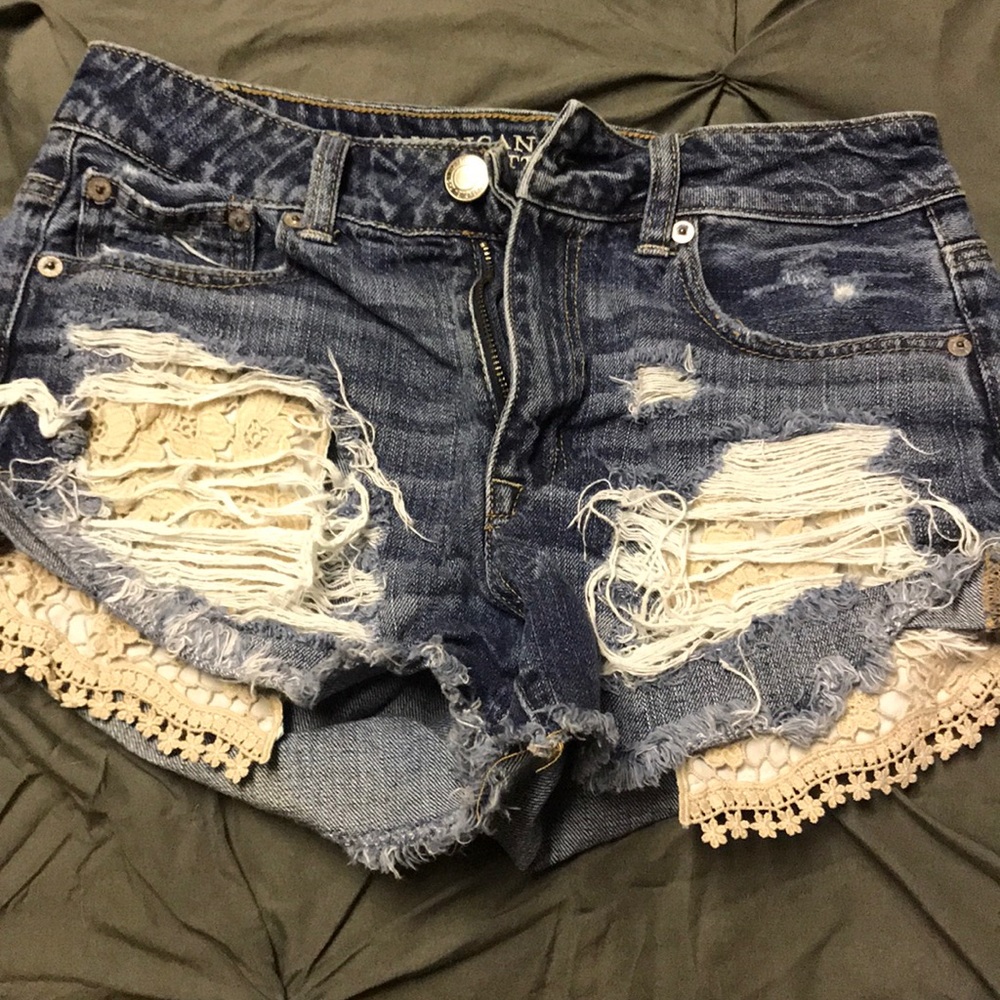 Distressed Embroidered jeans shorts